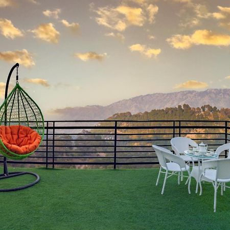 Mystic Kasauli I Pvt Balcony I Peacefull Area I Serviced Apt I By Exotic Stays Eksteriør billede
