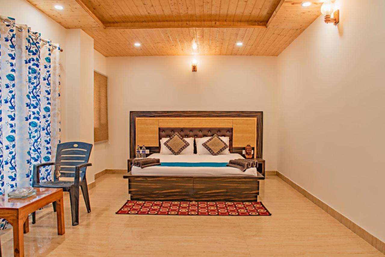 Mystic Kasauli I Pvt Balcony I Peacefull Area I Serviced Apt I By Exotic Stays Eksteriør billede